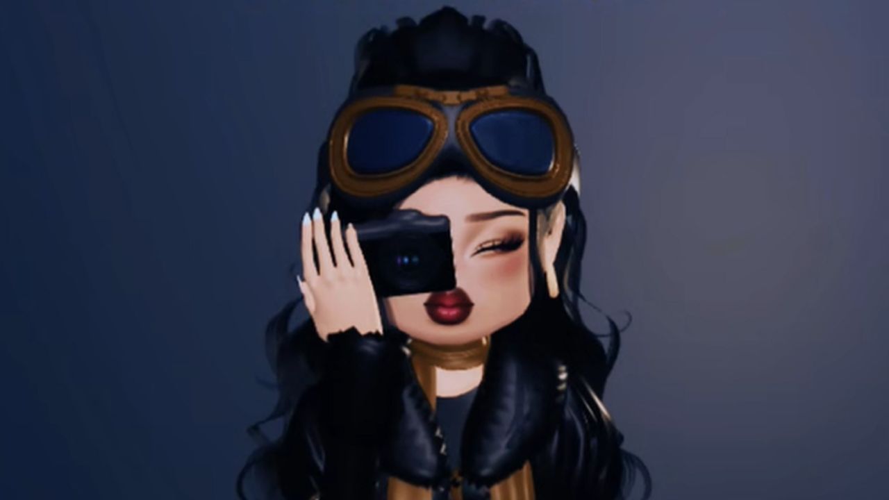 Time Traveler Dress to Impress theme outfit guide for Roblox fashionistas Time Traveler Dress to Impress theme outfit guide for Roblox fashionistas
