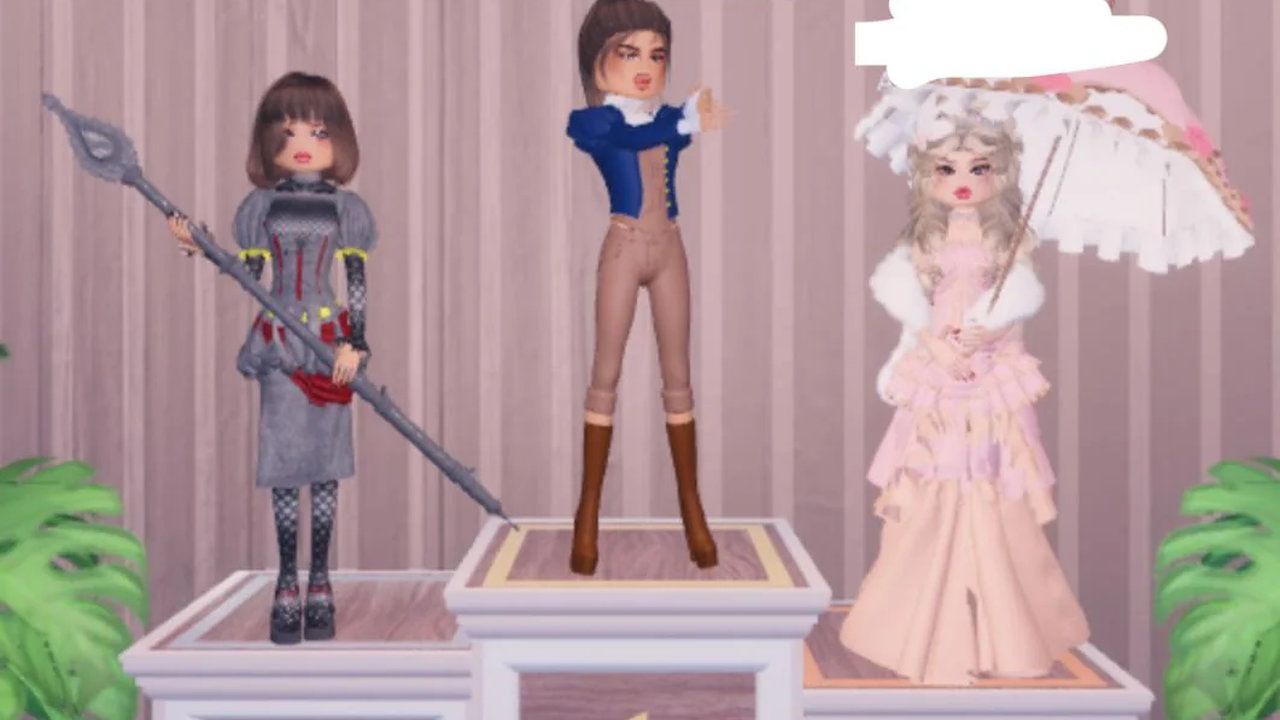 How to make winner Historical Figures Dress to Impress outfits in 4 easy  steps